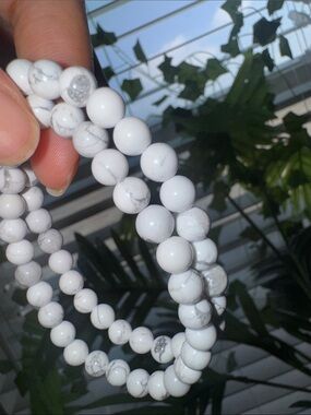 Howlite Beaded Bracelet